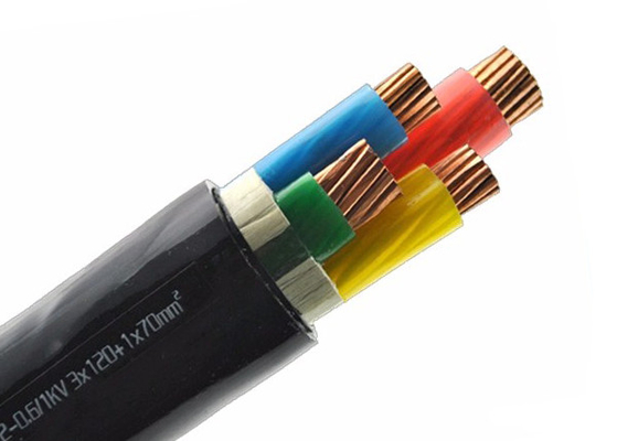 Les câbles de distribution de cable électrique de basse tension PVC d'isolation de PVC de 0.6/1 kilovolt ont engainé le noyau 3 + la terre Unarmoured et blindés