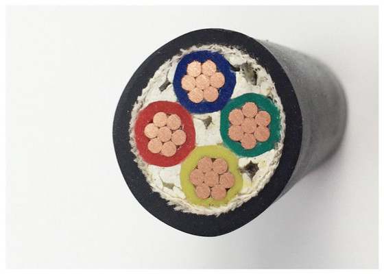 Trois air ouvert carré isolé par PVC Unarmoured du cable électrique de noyau 3*10 millimètres installé